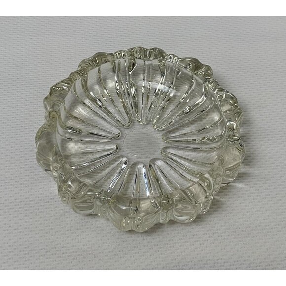 Vintage Clear Glass Ashtray Fluted Design 4.25" Round 5 Notch Mid Century Modern - Picture 2 of 14